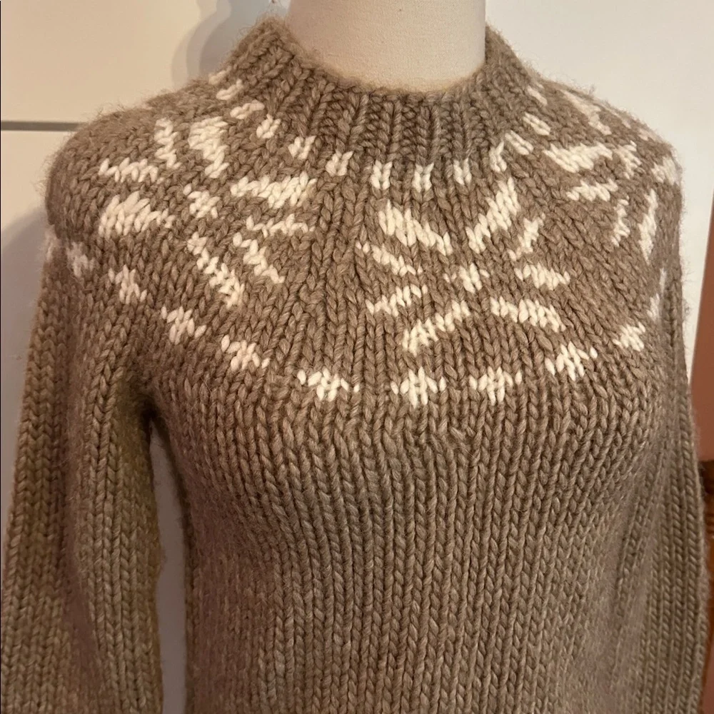 J. Crew Hand Knit women’s XS Beige Tan and Ivory Fair Isle Alpaca blend Sweater